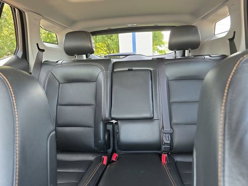Used 2018 GMC Terrain SLT w/ Preferred Package AWD/4WD image 40
