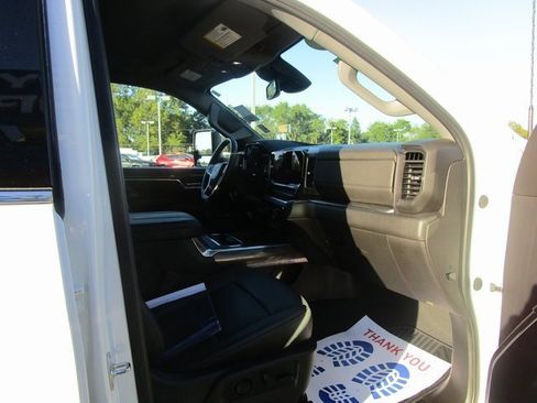 Certified 2024 Chevrolet Silverado 3500 LTZ w/ LTZ Convenience Package image 24