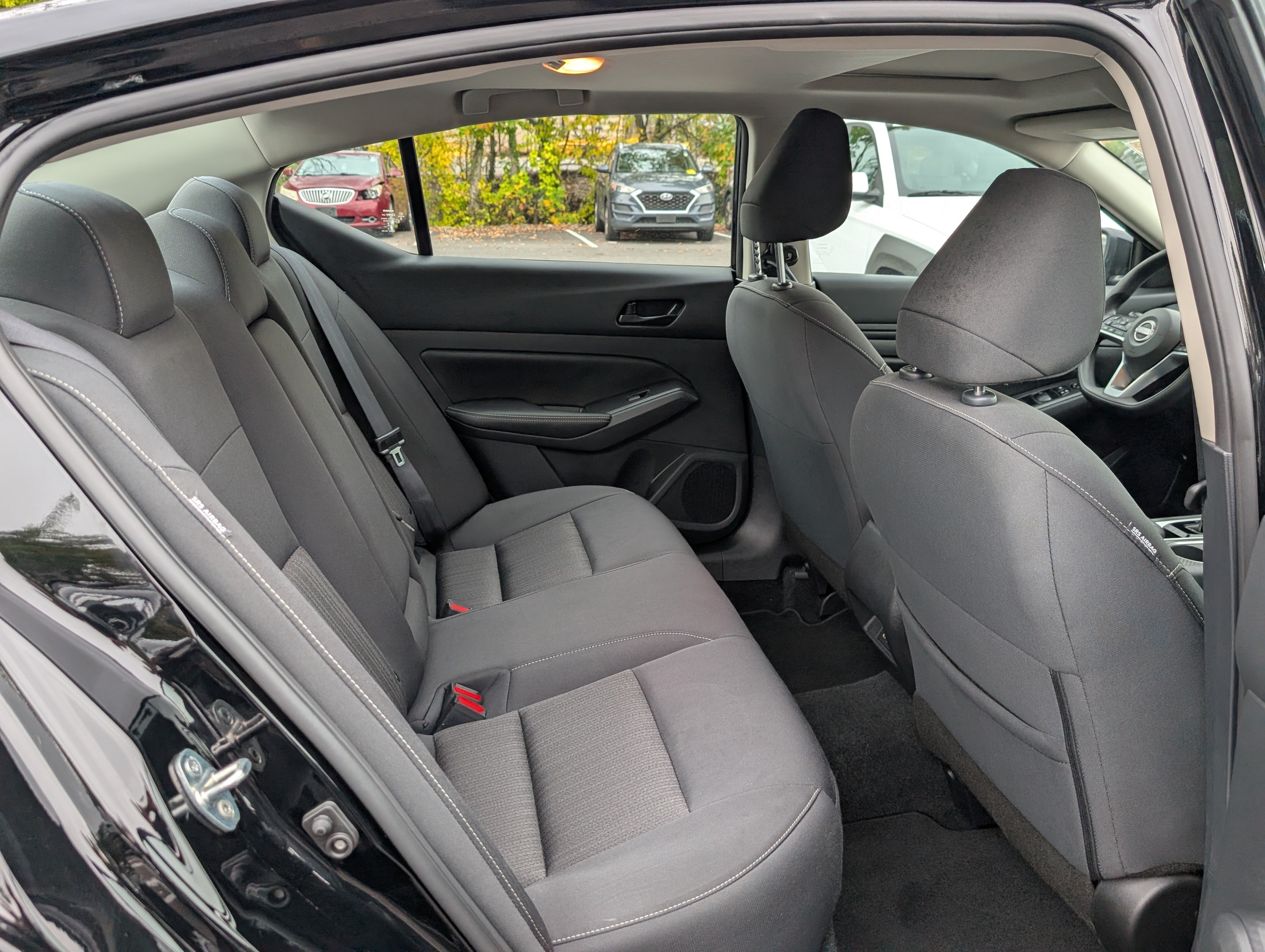 Used 2025 Nissan Altima 2.5 SV w/ SV Special Edition Package FWD image 11