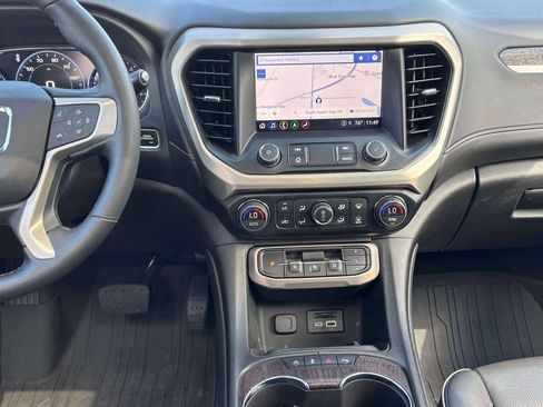 Used 2023 GMC Acadia Denali w/ Denali Technology Package AWD/4WD image 32