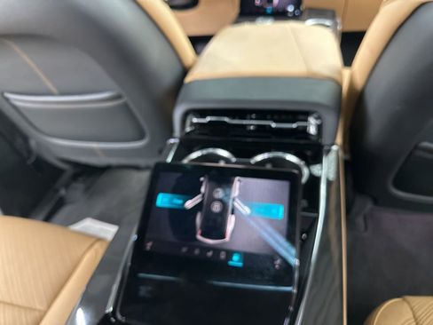 Used 2025 Cadillac Escalade IQ Luxury 2 image 21