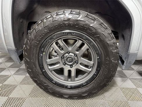 Used 2023 GMC Sierra 1500 Denali Ultimate AWD/4WD image 16