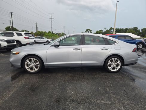 Used 2025 Honda Accord LX image 6
