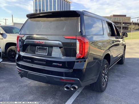 Used 2023 GMC Yukon XL AT4 w/ AT4 Premium Package image 5