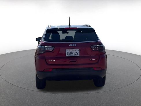 Used 2025 Jeep Compass Limited AWD/4WD image 10