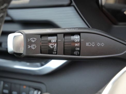 New 2026 GMC Acadia Elevation w/ Elevation Premium Package AWD/4WD image 59