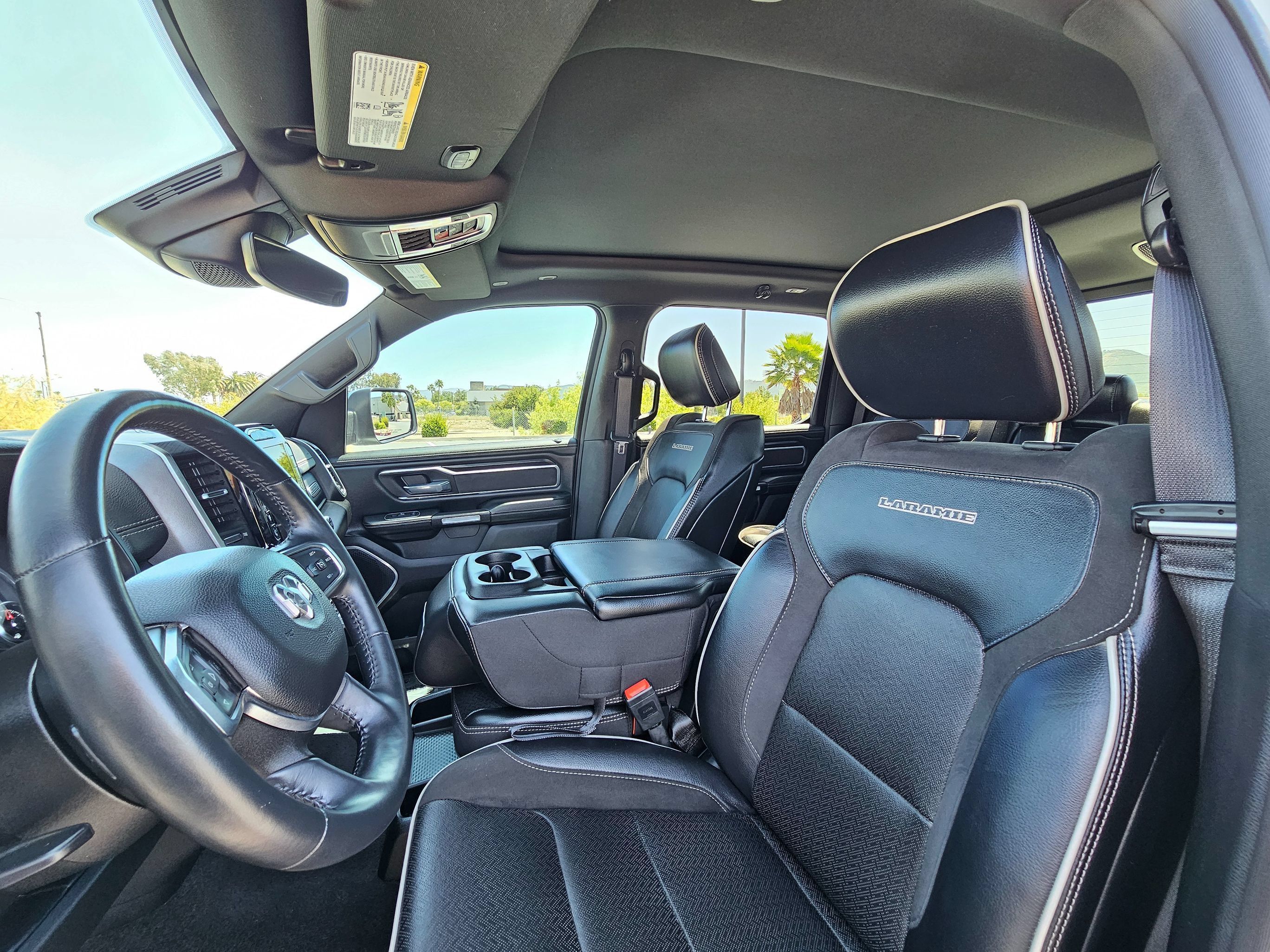 Used 2023 RAM 1500 Laramie AWD/4WD image 17