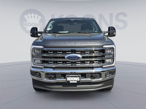 New 2026 Ford F250 Lariat w/ FX4 Off-Road Package image 10