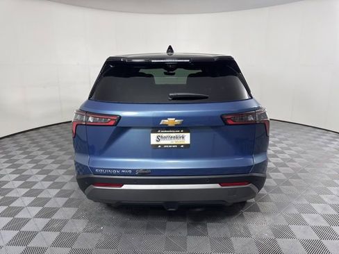 New 2026 Chevrolet Equinox LT w/ Convenience Package II AWD/4WD image 4