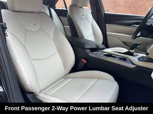 Used 2025 Cadillac CT4 Premium Luxury image 32