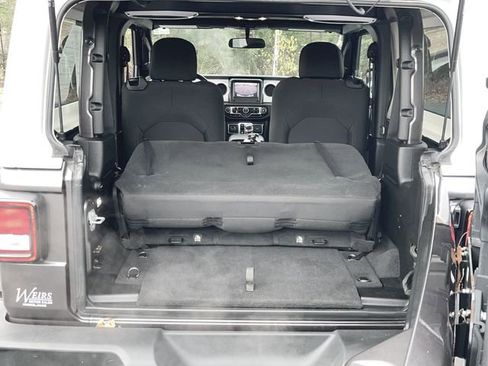 Used 2021 Jeep Wrangler Sport image 20