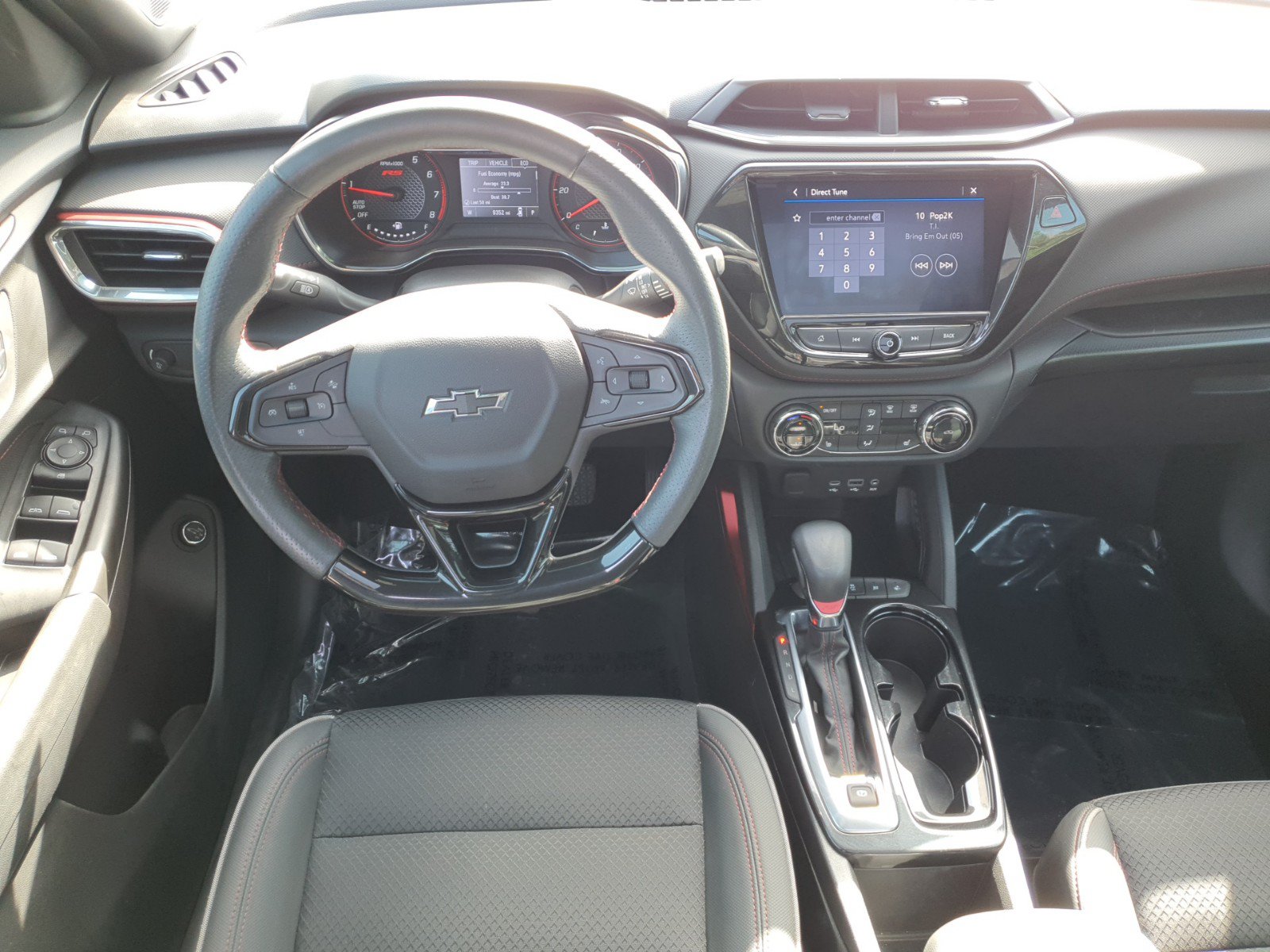 Used 2021 Chevrolet TrailBlazer RS w/ Sun and Liftgate Package FWD image 12