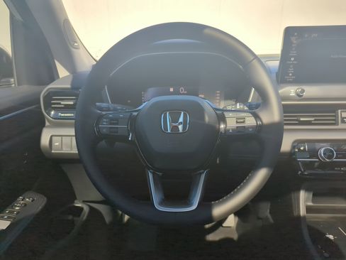 New 2026 Honda Pilot Touring image 21