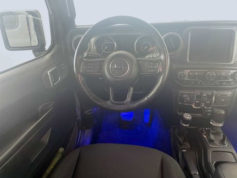 Used 2021 Jeep Wrangler Unlimited Sport image 19