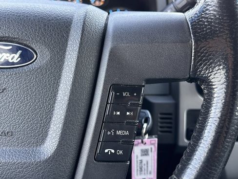 Used 2011 Ford F150 XLT w/ XLT Chrome Pkg image 13