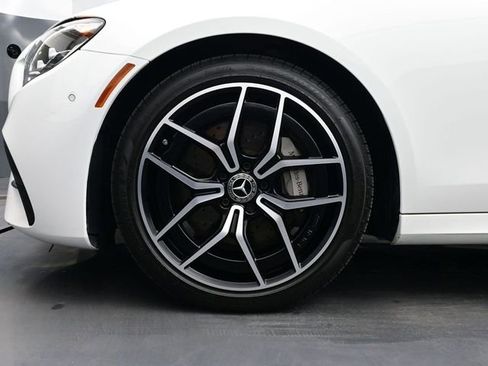 Used 2023 Mercedes-Benz E 350 Sedan image 6