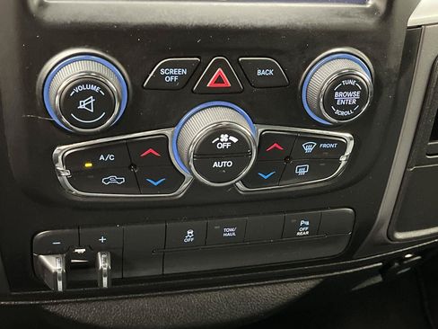 Used 2022 RAM 1500 Warlock AWD/4WD image 19