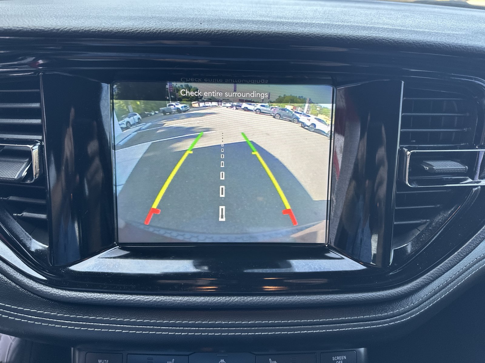 Used 2022 Dodge Durango GT RWD image 15
