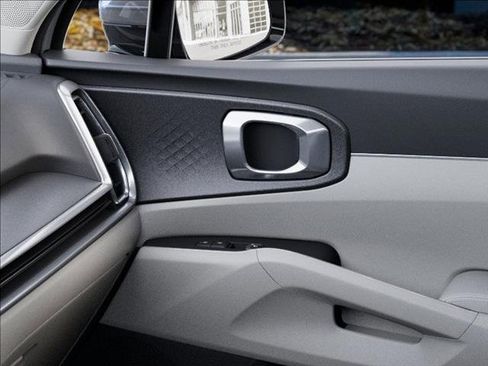 New 2025 Kia Sorento S image 25