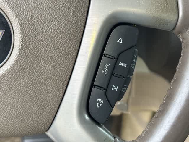 Used 2013 Chevrolet Tahoe LTZ RWD image 23
