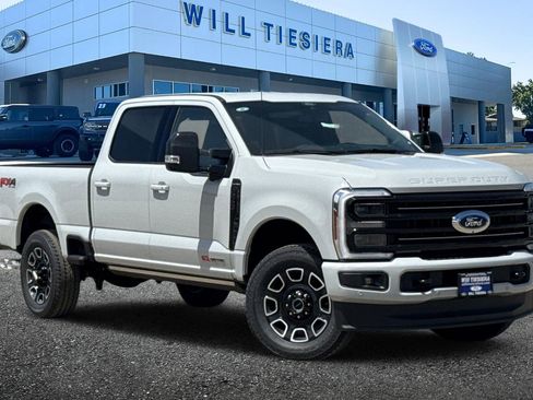 New 2025 Ford F250 Platinum image 2
