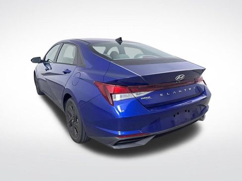 Used 2021 Hyundai Elantra SEL w/ Convenience Package FWD image 11