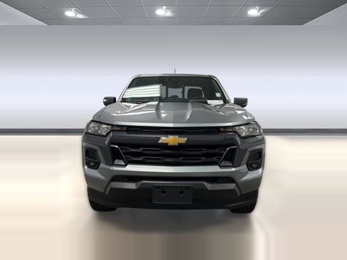 Used 2024 Chevrolet Colorado LT w/ LT Convenience Package RWD image 5