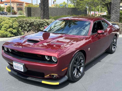 Used 2021 Dodge Challenger R/T Scat Pack w/ Plus Package RWD image 23