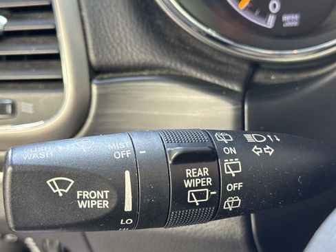 Used 2019 Jeep Grand Cherokee Limited image 27