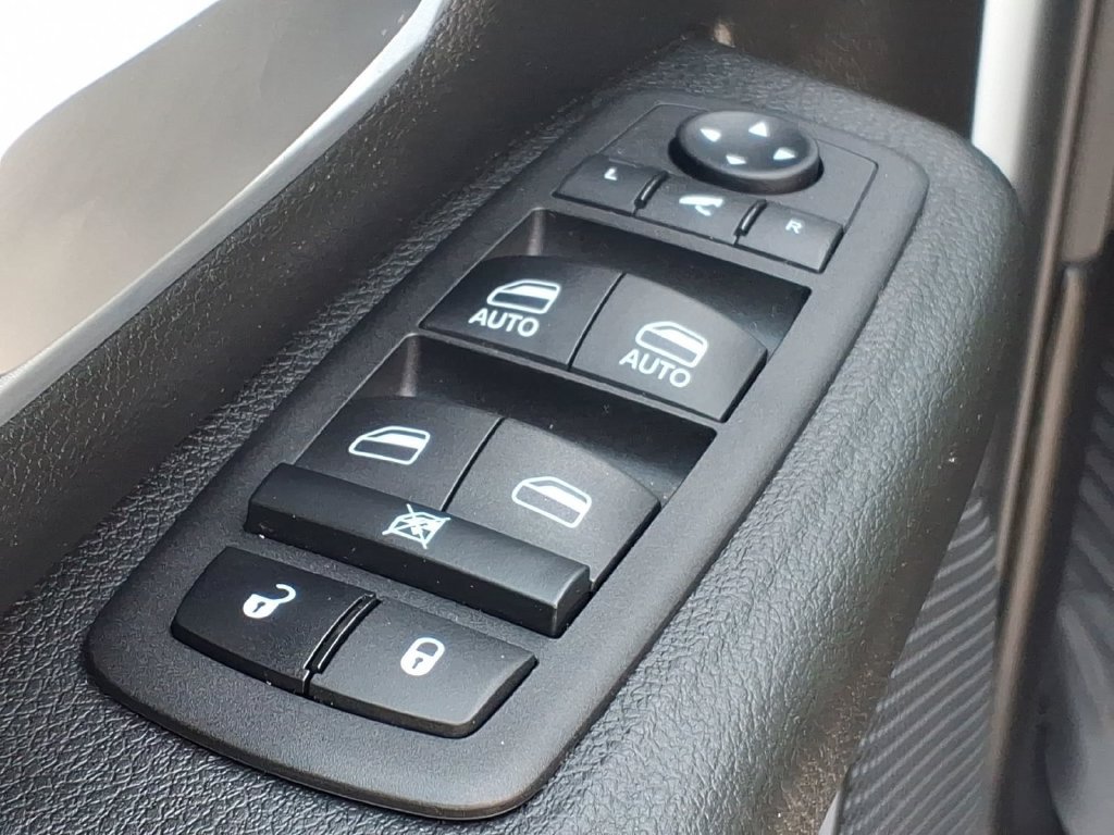 Used 2023 RAM 1500 Big Horn AWD/4WD image 11