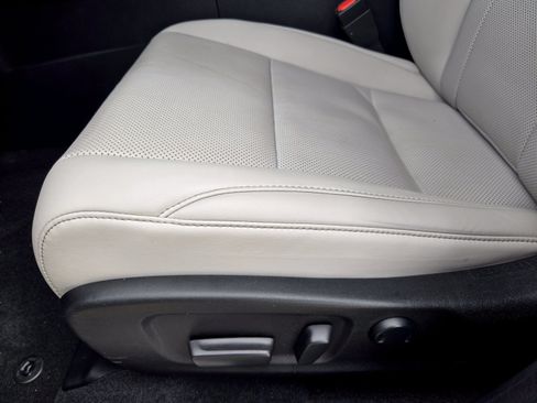 Used 2020 Lexus RX 350 FWD w/ Accessory Package image 21