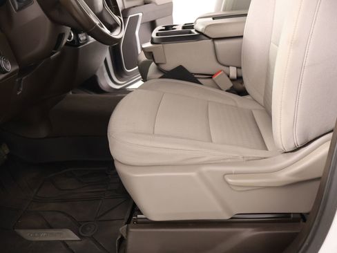 Used 2024 Chevrolet Silverado 3500 LT image 10