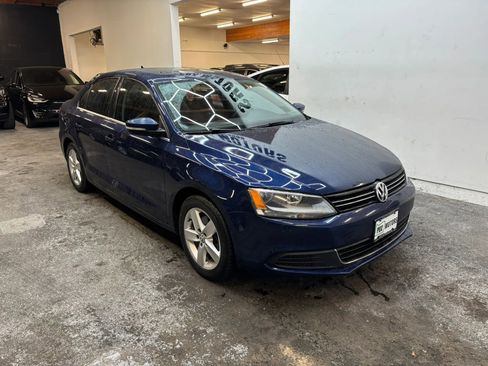 Used 2014 Volkswagen Jetta TDI image 2