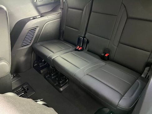 Used 2025 GMC Yukon Denali image 28