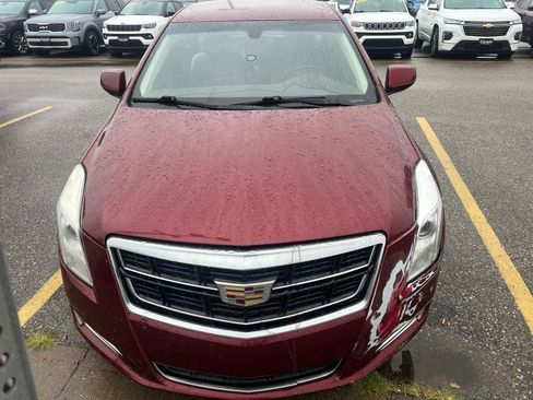 Used 2016 Cadillac XTS Luxury FWD image 2
