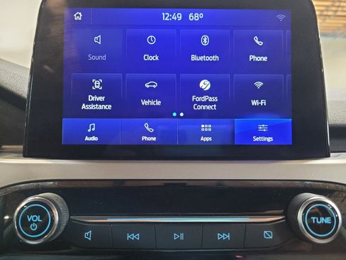 Used 2021 Ford Escape SE FWD image 25