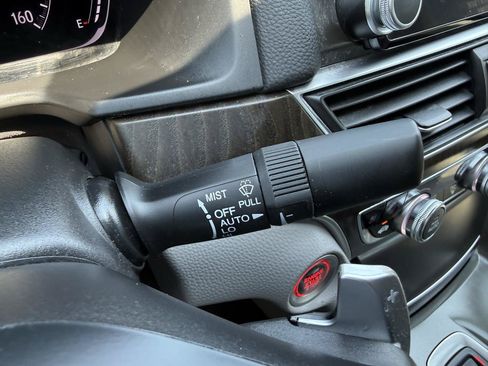 Used 2018 Honda Accord Touring image 28