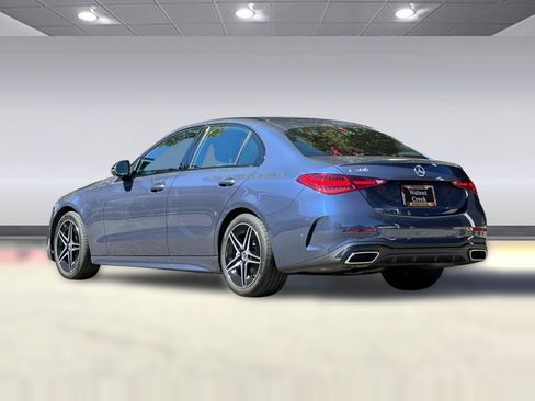Used 2024 Mercedes-Benz C 300 Sedan image 3