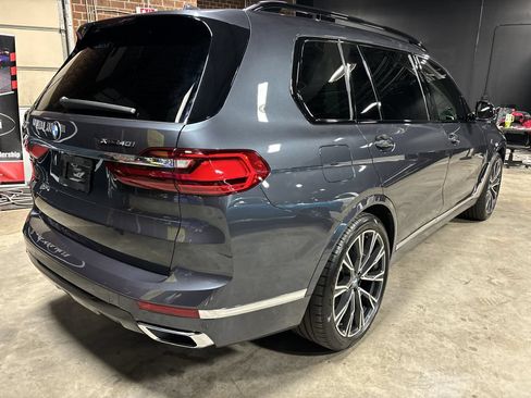 Used 2021 BMW X7 xDrive40i w/ Premium Package AWD/4WD image 12