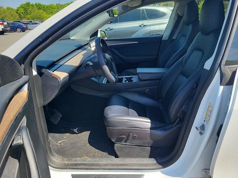 Used 2023 Tesla Model Y Long Range AWD/4WD image 4