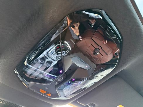 Certified 2025 BMW i7 eDrive50 w/ M Sport Package image 33