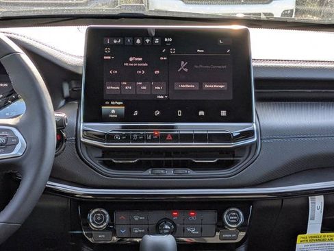 New 2026 Jeep Compass Latitude AWD/4WD image 18