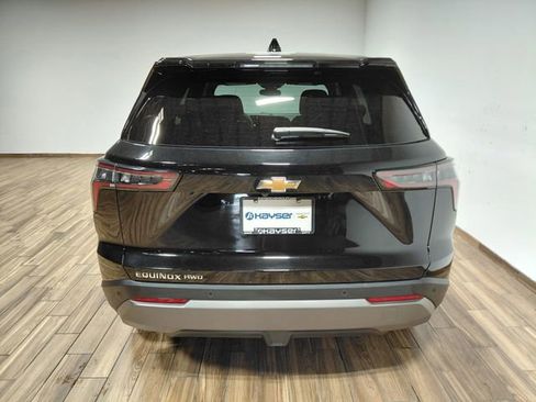 Used 2026 Chevrolet Equinox LT AWD/4WD image 18
