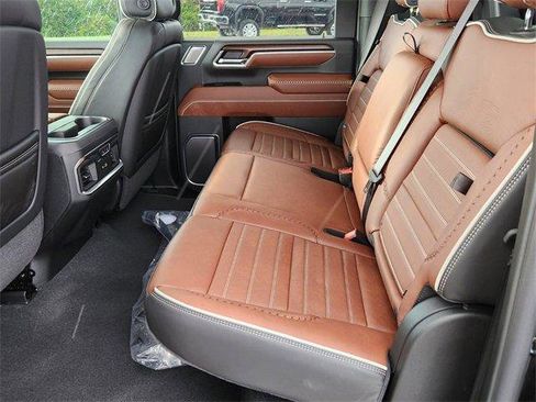 New 2026 GMC Sierra 2500 Denali Ultimate w/ Max Trailering Package image 10
