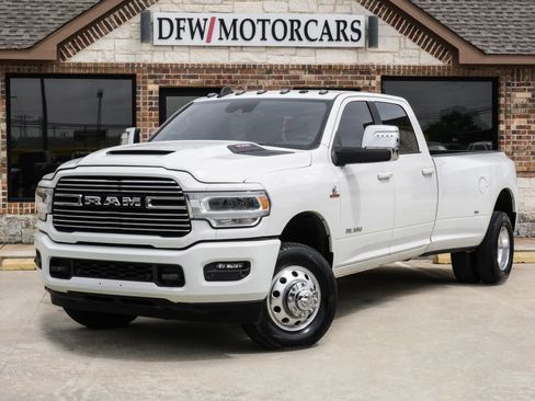 Used 2024 RAM 3500 Laramie w/ Sport Appearance Package AWD/4WD image 2
