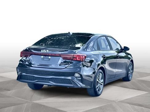 Used 2024 Kia Forte LXS FWD image 8