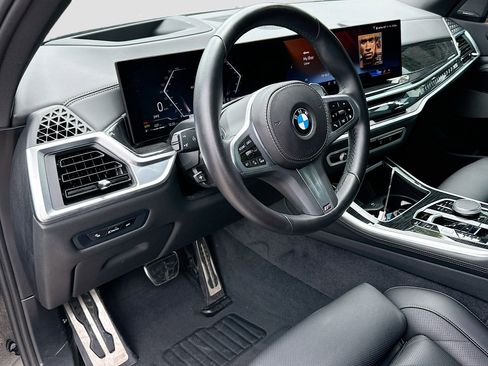 Certified 2024 BMW X5 sDrive40i w/ M Sport Package RWD image 9