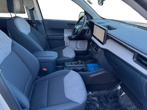 Used 2025 Ford Maverick XLT w/ XLT Luxury Package image 15