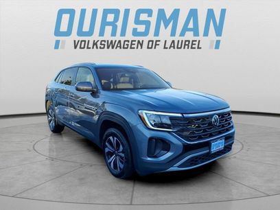 Used 2024 Volkswagen Atlas Cross Sport SE