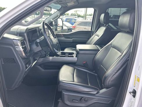 Used 2025 Ford F250 Lariat w/ FX4 Off-Road Package AWD/4WD image 30